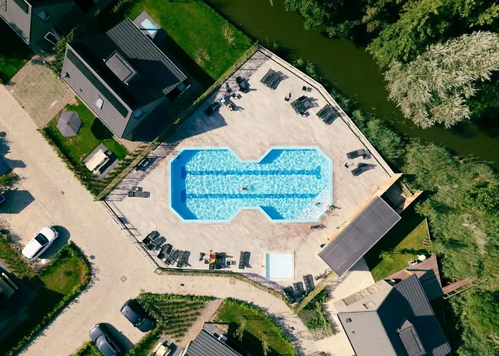 503a Op Recreatiepark De Wielen Alpehytte Sint Maarten