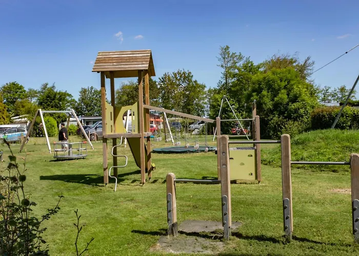 Alpehytte 503a Op Recreatiepark De Wielen *