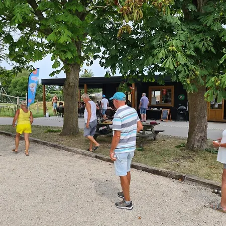 Chalet 503a Op Recreatiepark De Wielen